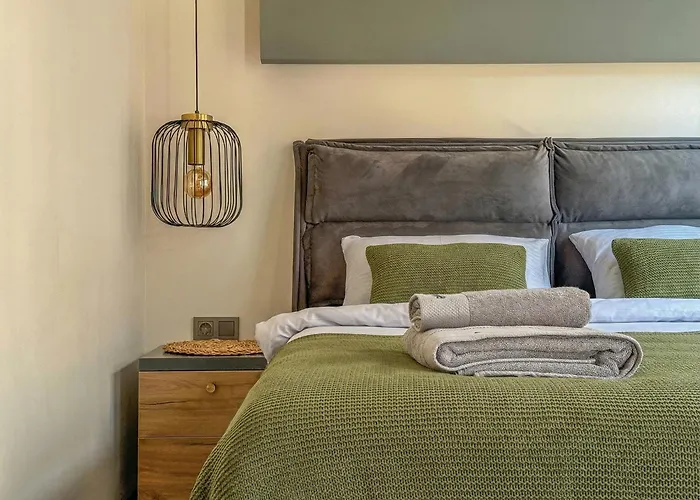 Qoople Smart 4 Cleopatra Family * Alanya