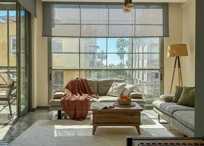 Qoople Smart 4 Cleopatra Family *