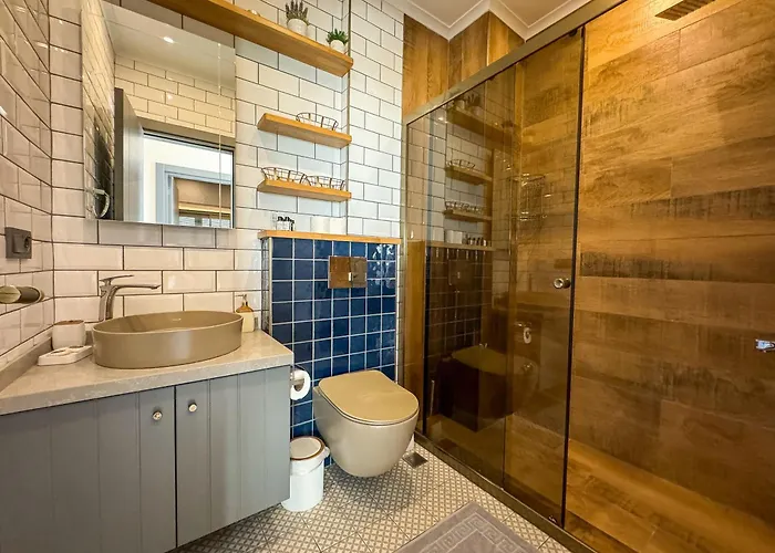 Qoople Smart 4 Cleopatra Family *