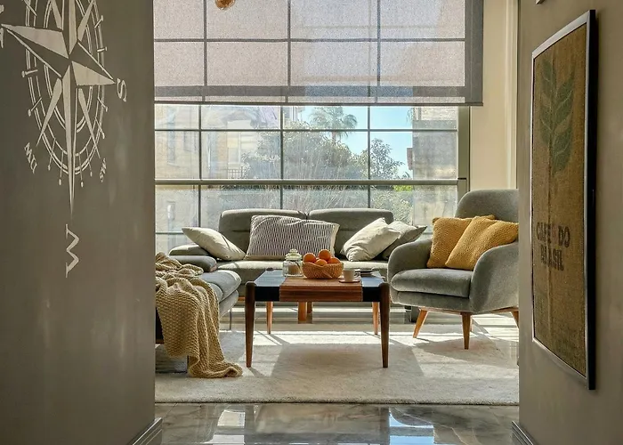 Qoople Smart 4 Cleopatra Family