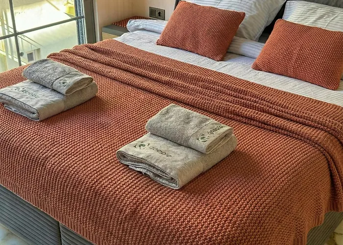 Qoople Smart 4 Cleopatra Family * Alanya