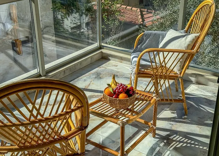 Qoople Smart 4 Cleopatra Family *